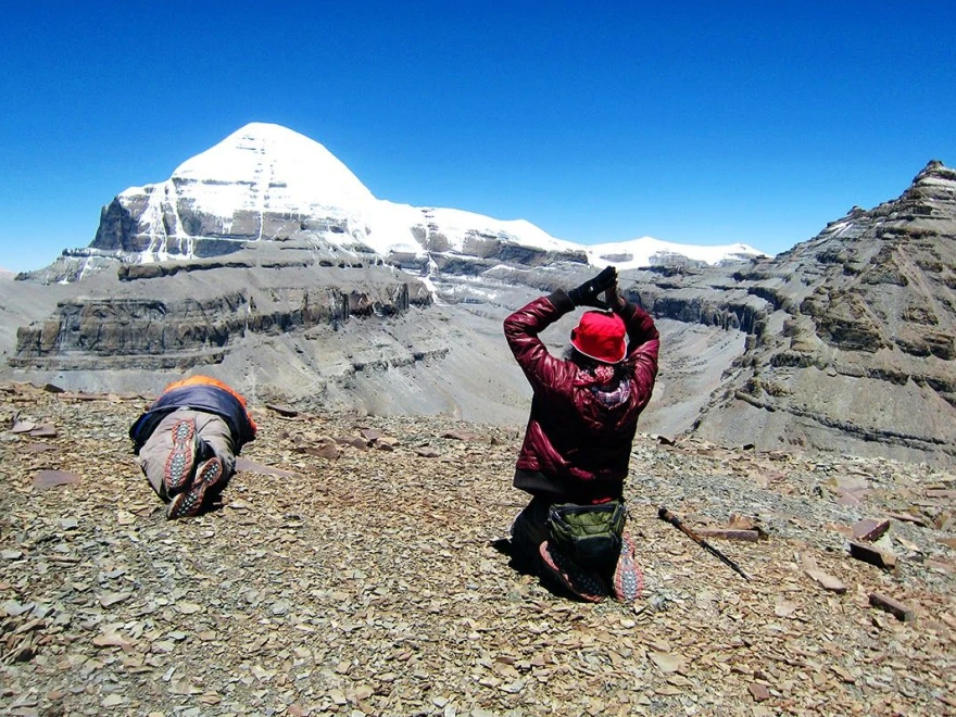 Kailash Mansarovar Yatra by Helicopter